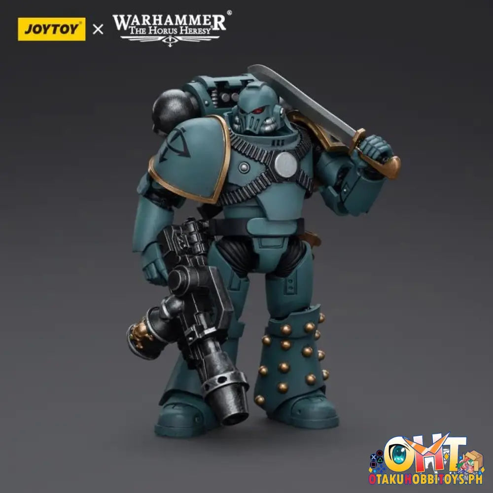 Joytoy Warhammer 40K 1/18 Sons Of Horus Mkiv Tactical Squad Legionary With Flamer Jt9596