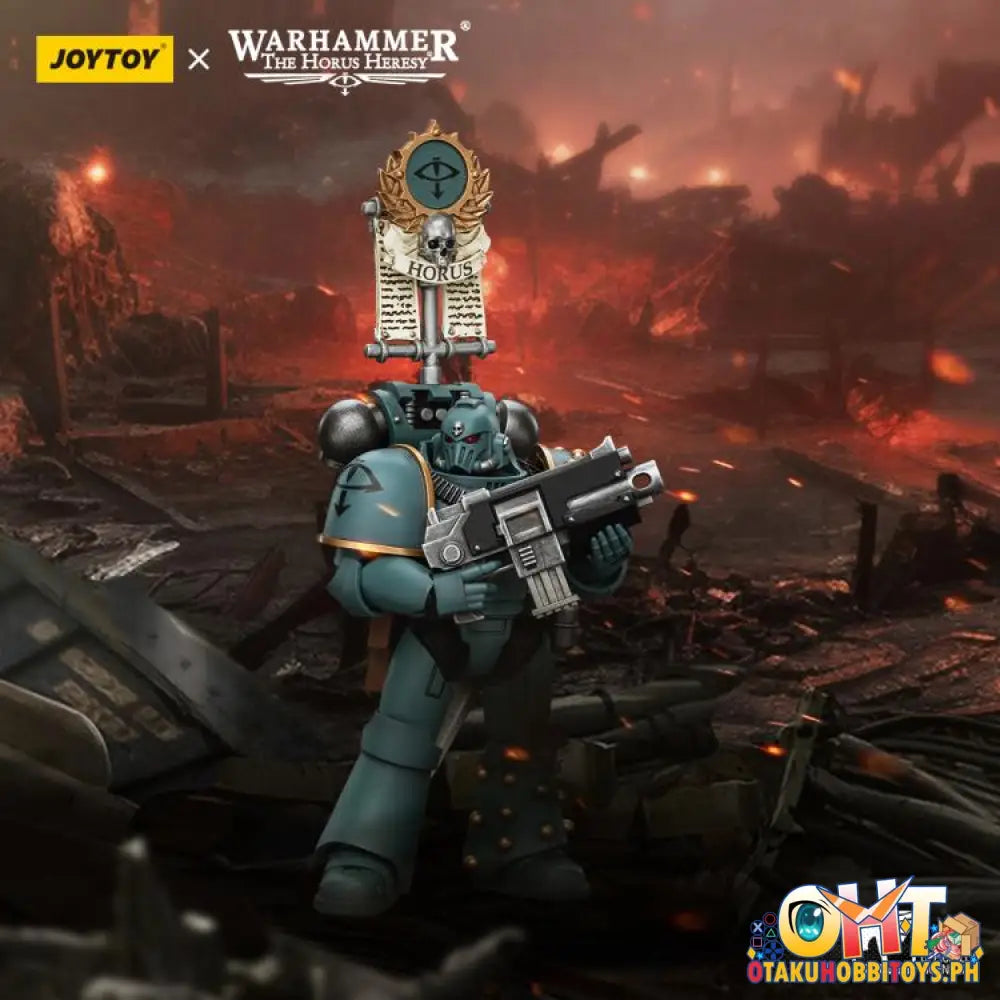 Joytoy Warhammer 40K 1/18 Sons Of Horus Mkiv Tactical Squad Legionary With Legion Vexilla Jt9589