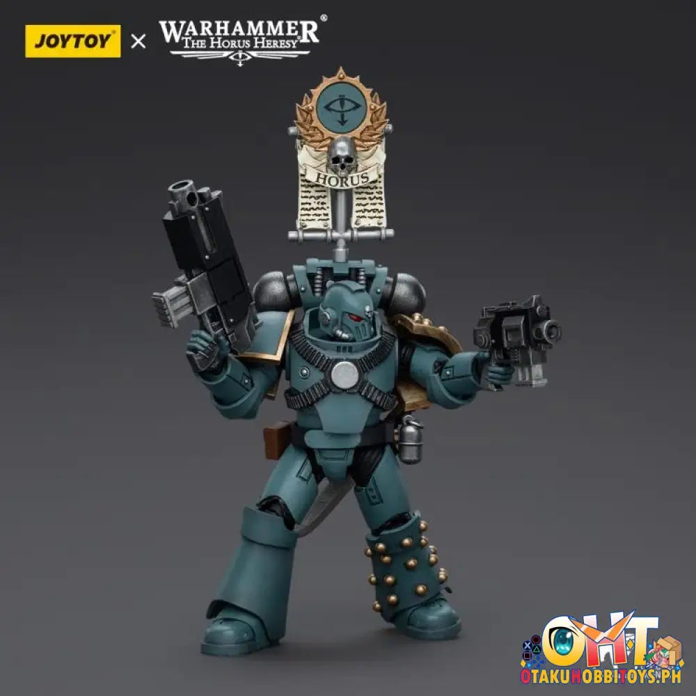 Joytoy Warhammer 40K 1/18 Sons Of Horus Mkiv Tactical Squad Legionary With Legion Vexilla Jt9589
