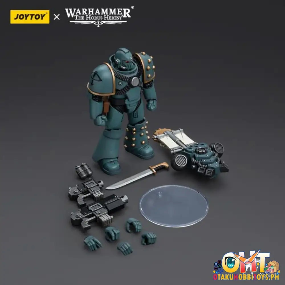 Joytoy Warhammer 40K 1/18 Sons Of Horus Mkiv Tactical Squad Legionary With Legion Vexilla Jt9589