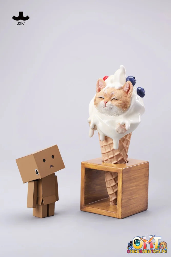 Jxk Kitty Cone Scale Figure