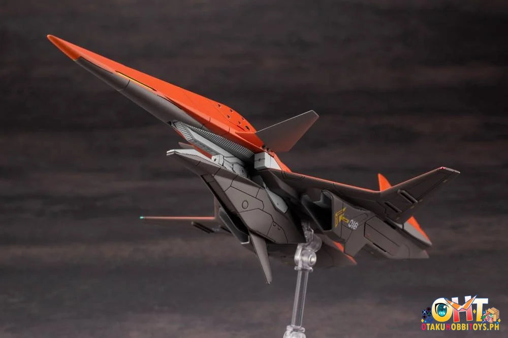 Kotobukiya Ace Combat 1/144 ADF-01 (Rerelease) - Plastic Model