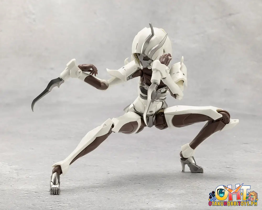 Kotobukiya Megalomaria Unlimited Universe Seeker Plastic Model Kit