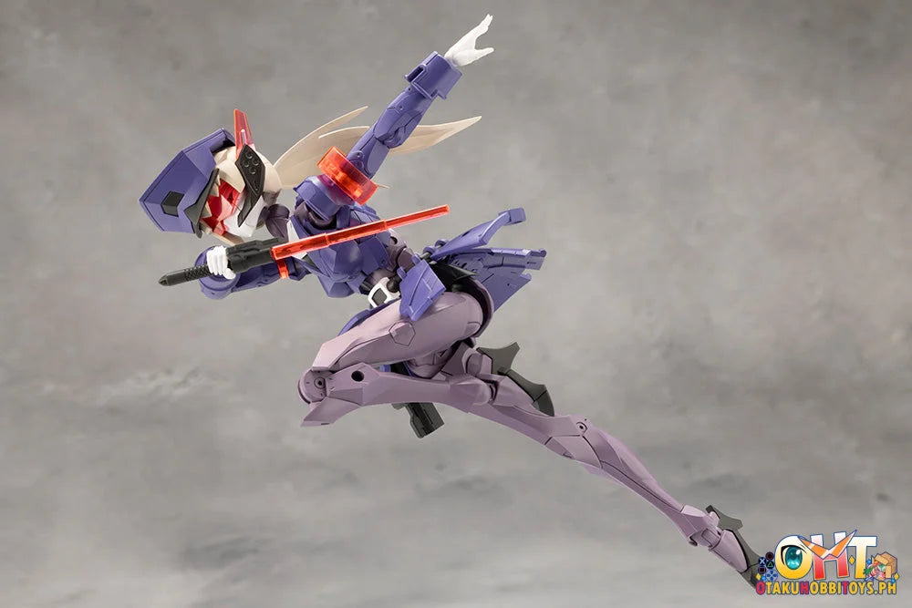 Kotobukiya MEGALOMARIA UNLIMITED UNIVERSE VALIANT - Plastic Model