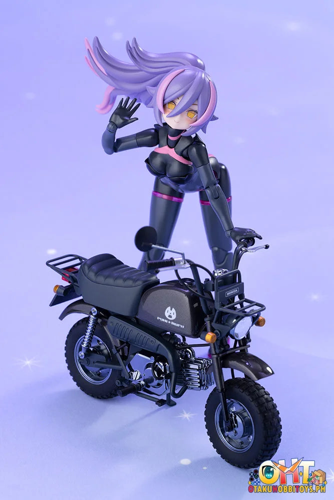 Kotobukiya Megami Device PUNI MOFU RACING LANG w/ Honda Z50J Gorilla - Plastic Model