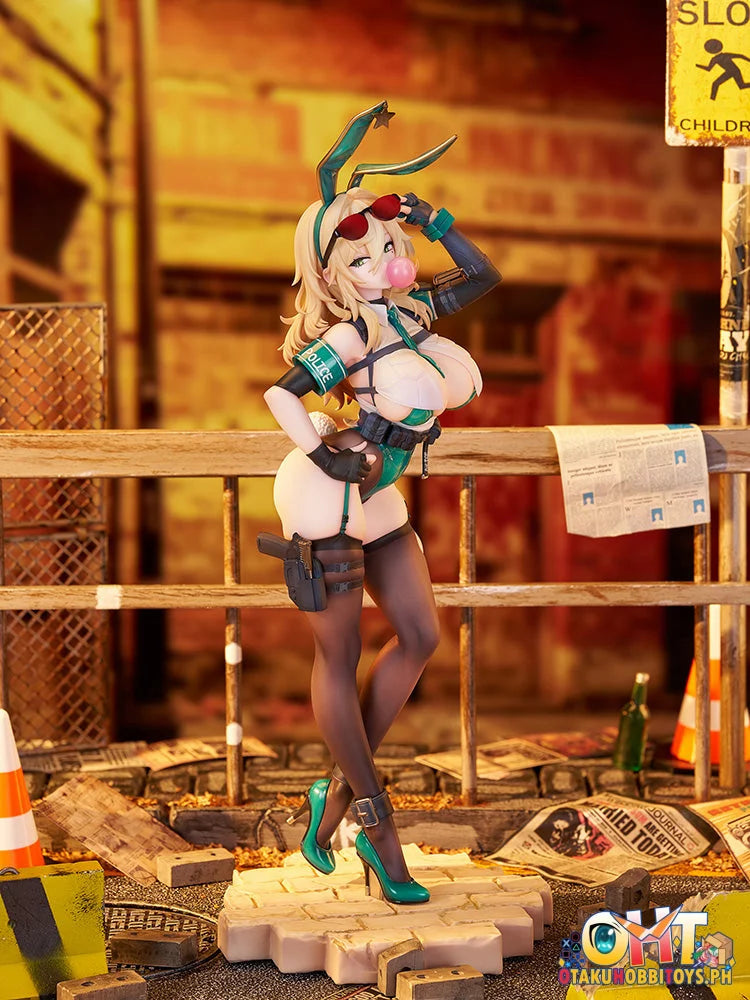 Luminous Box CheLA77 Original Illustration 1/7 Bunny Cops_01 - Scale Figure