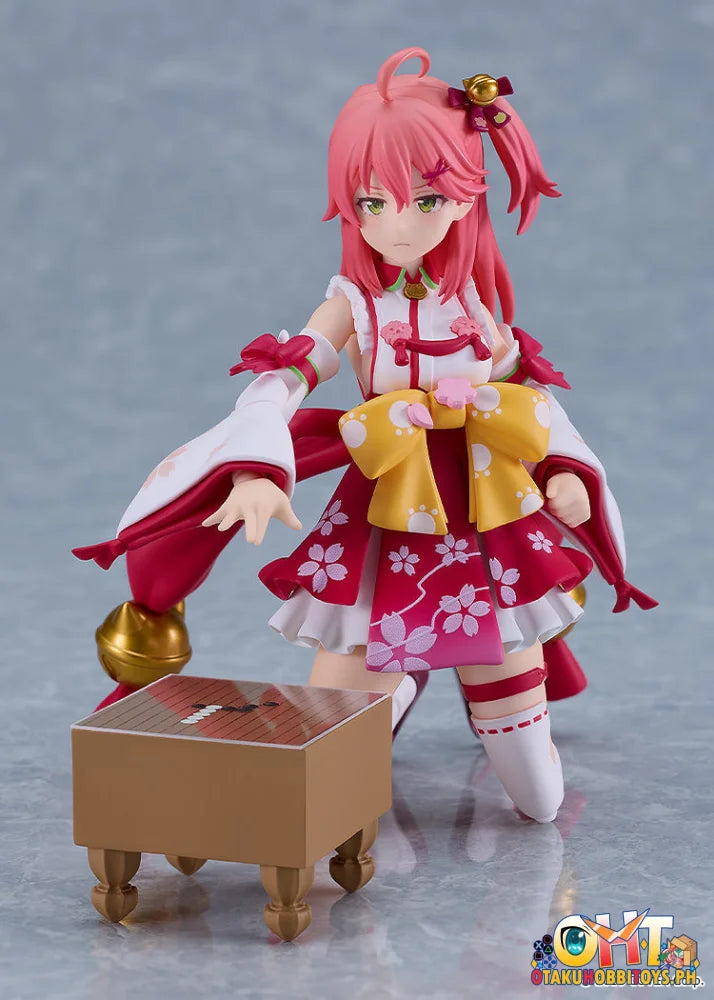 Max Factory Figma Sakura Miko Articulated Figure