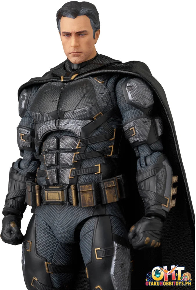 Medicom MAFEX BATMAN TACTICAL SUIT (ZACK SNYDER’S JUSTICE LEAGUE Ver.) Articulated Figure