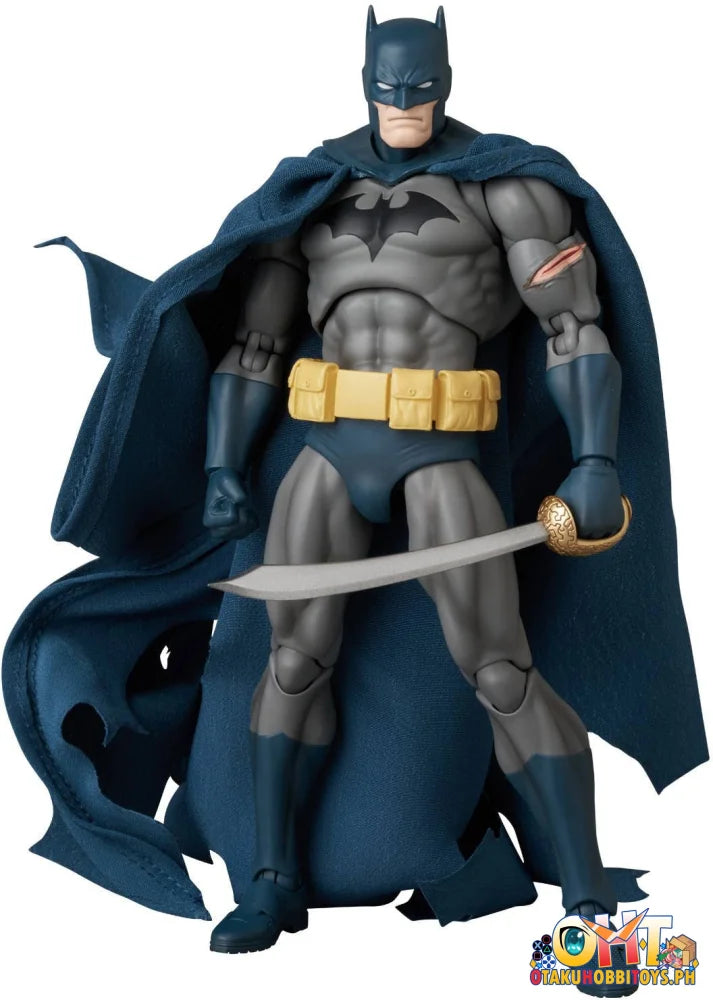 MEDICOM TOYS MAFEX BATMAN DAMAGE Ver. (BATMAN: HUSH Ver.) Articulated Figure