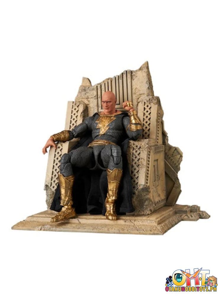 MEDICOMTOYSMAFEXBLACKADAM(GOLDSUIT) Articulated Figure
