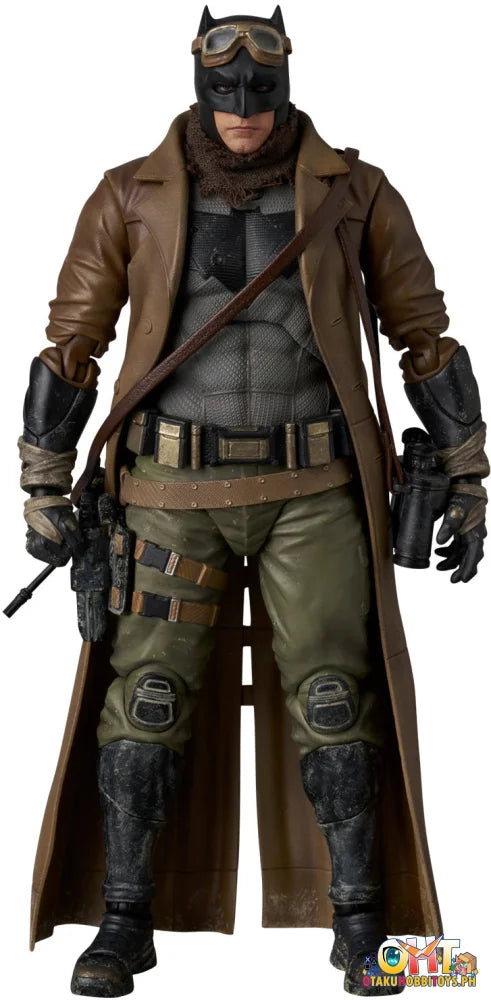 Medicom Toys Mafex Knightmare Batman (Zack Snyder’s Justice League Ver.) Articulated Figure