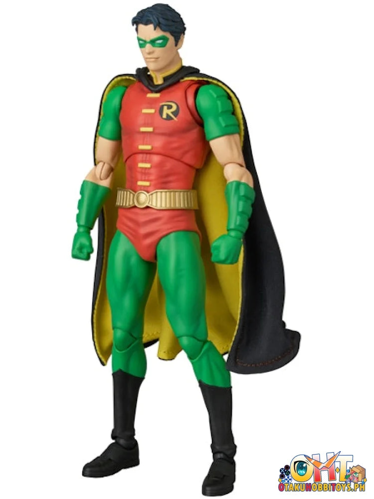 Medicom Toys Mafex Robin (Batman Hush ver.) Articulated Figure