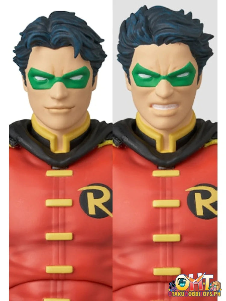 Medicom Toys Mafex Robin (Batman Hush ver.) Articulated Figure