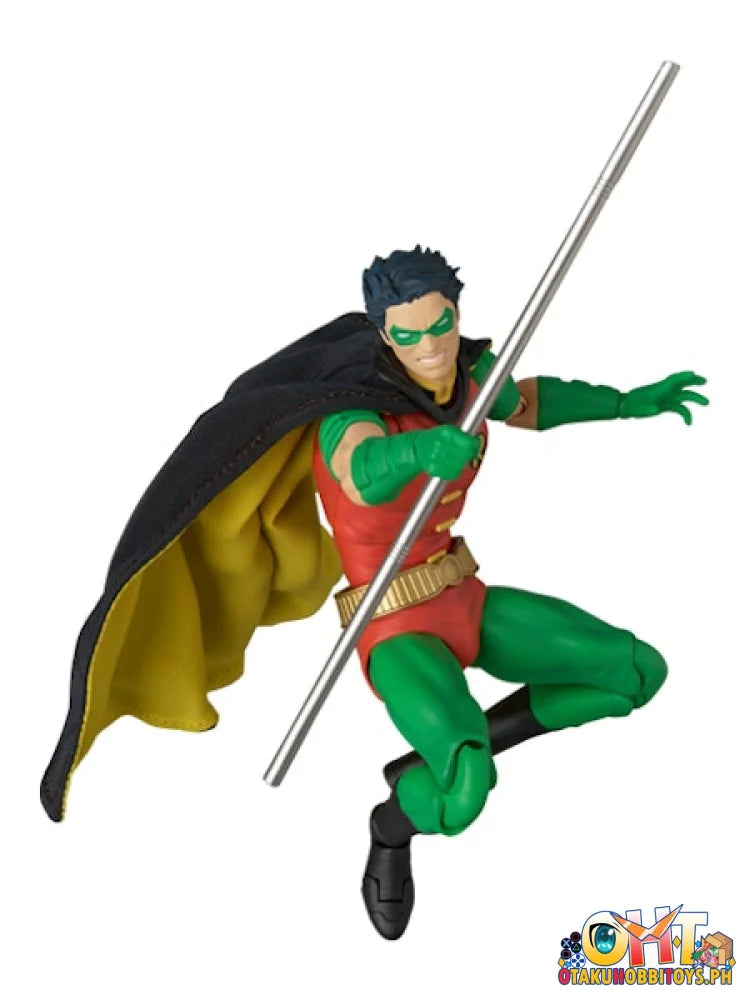 Medicom Toys Mafex Robin (Batman Hush ver.) Articulated Figure