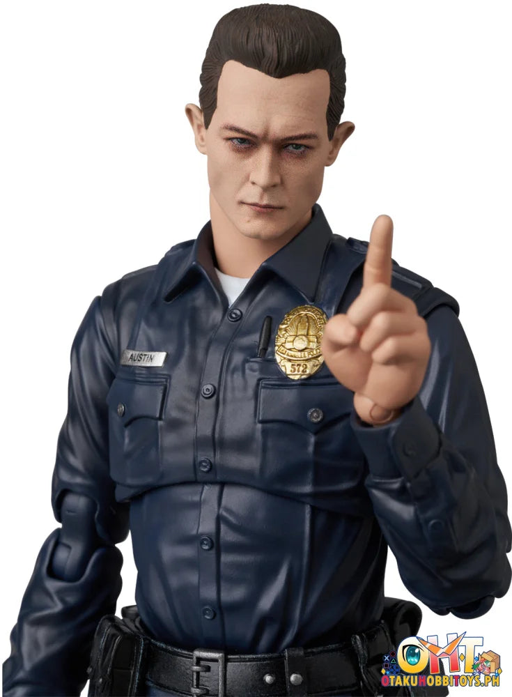 Medicom Toys MAFEX T-1000 Articulated Figure
