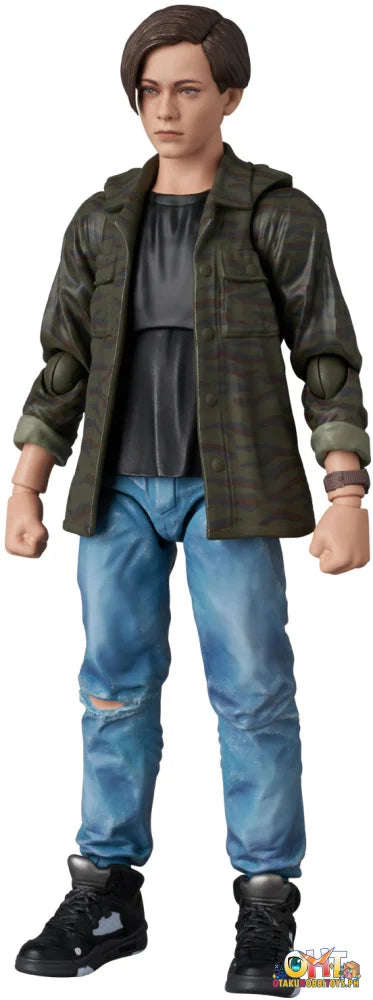 Medicom Toys MAFEX T-800 (T2 Ver.) & John Connor Articulated Figure