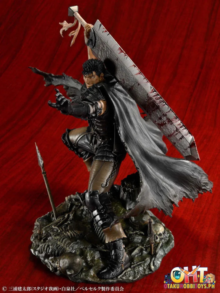 Medicos Entertainment Berserk 1/7 Guts Black Swordsman Ver.