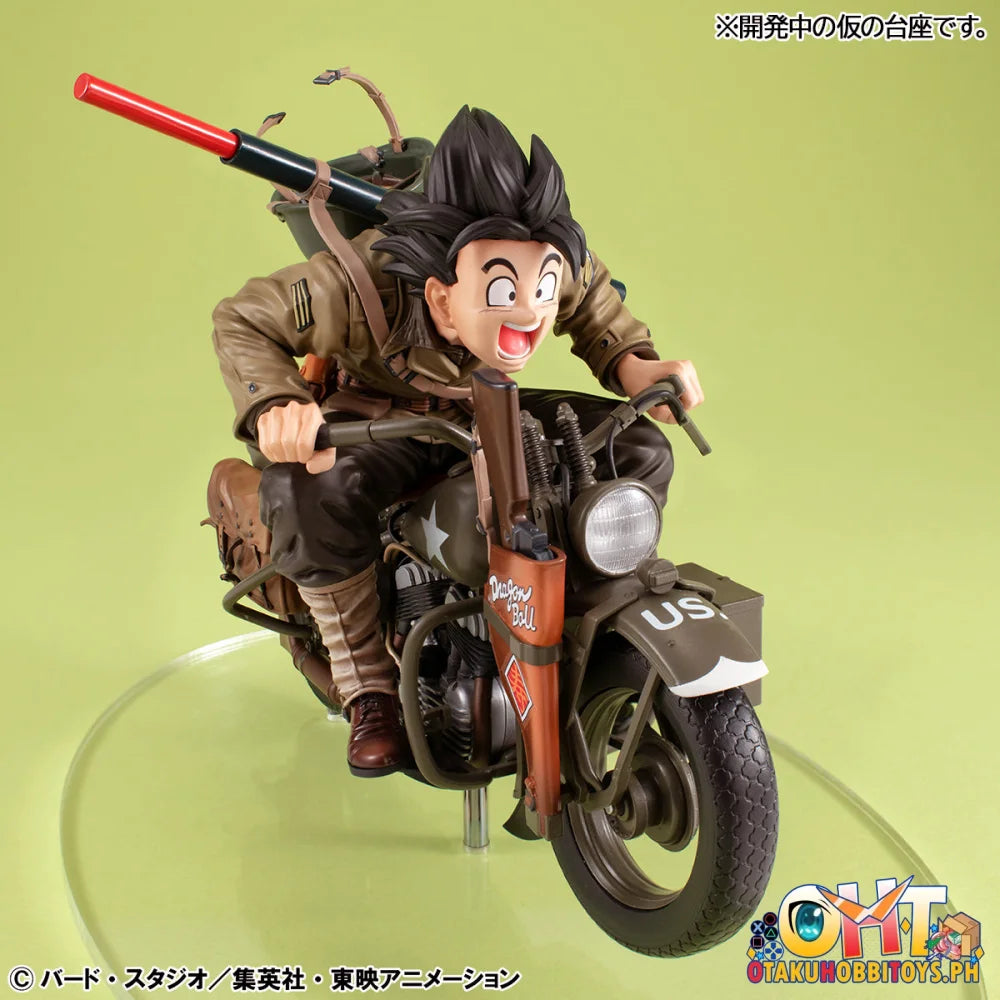 Megahouse DESKTOP REAL McCOYEX Dragon Ball Z Son Goku & Bike