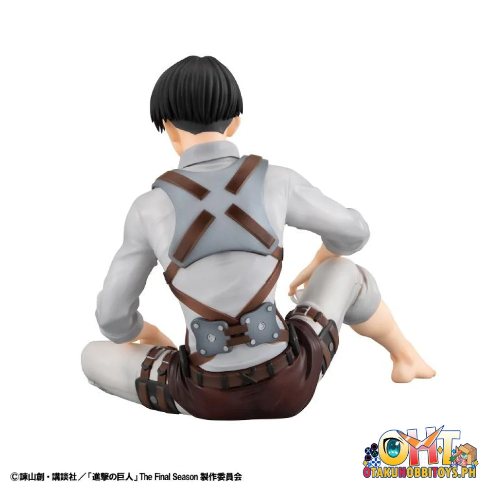 Megahouse G.E.M. Series Attack on Titan Palm Size Eren / Squad Captain Levi Set - Scale Figure