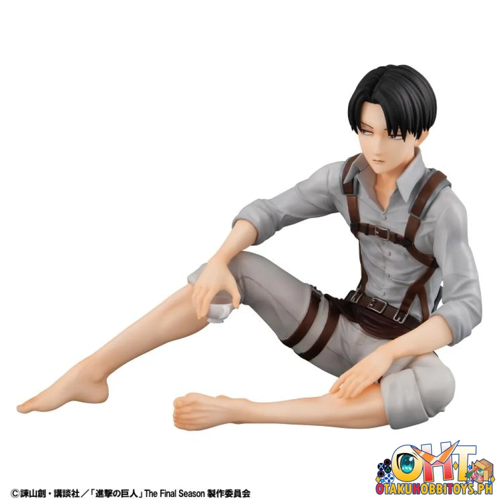 Megahouse G.E.M. Series Attack on Titan Palm Size Eren / Squad Captain Levi Set - Scale Figure