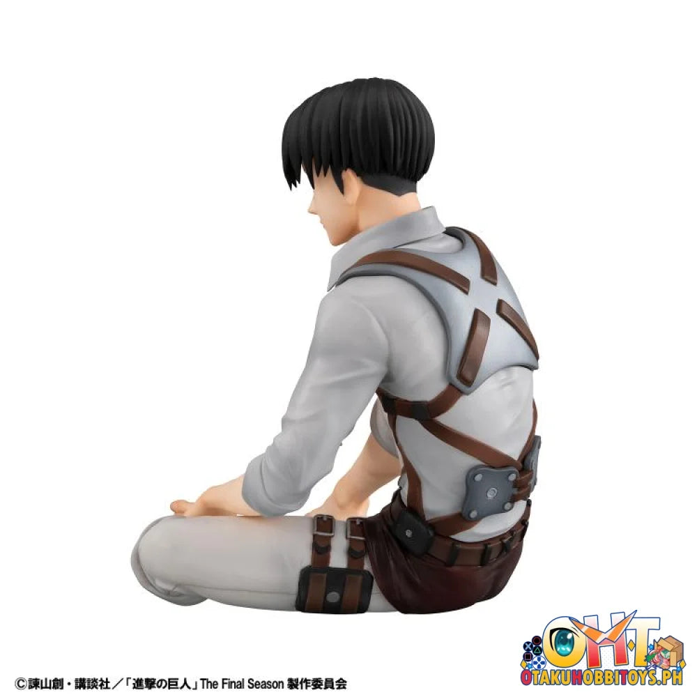 Megahouse G.E.M. Series Attack on Titan Palm Size Eren / Squad Captain Levi Set - Scale Figure