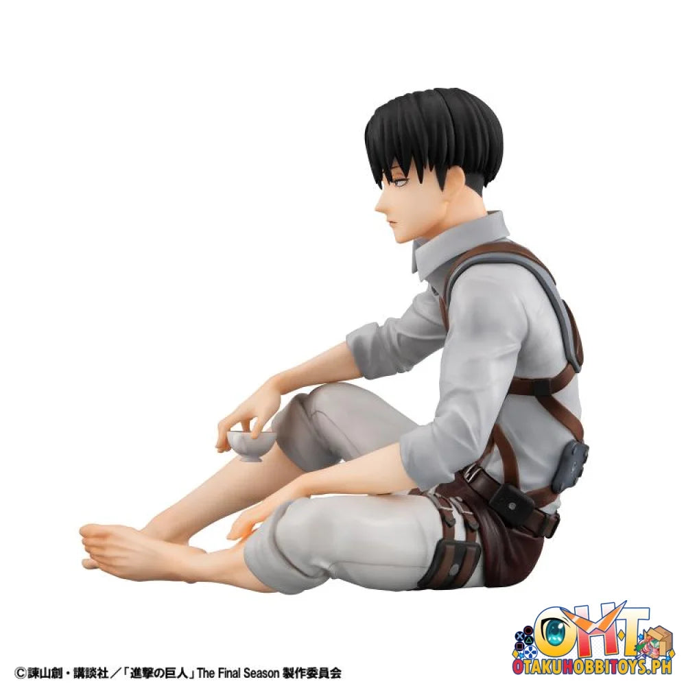 Megahouse G.E.M. Series Attack on Titan Palm Size Eren / Squad Captain Levi Set - Scale Figure