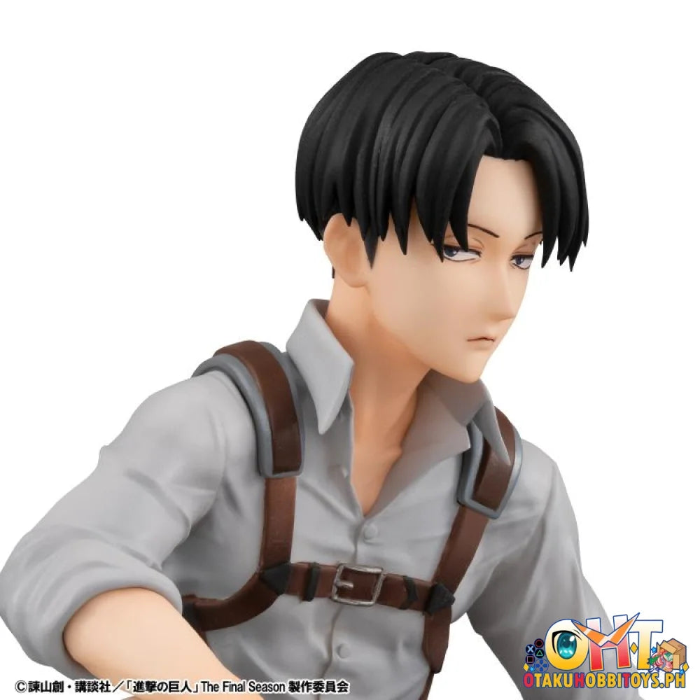 Megahouse G.E.M. Series Attack on Titan Palm Size Eren / Squad Captain Levi Set - Scale Figure