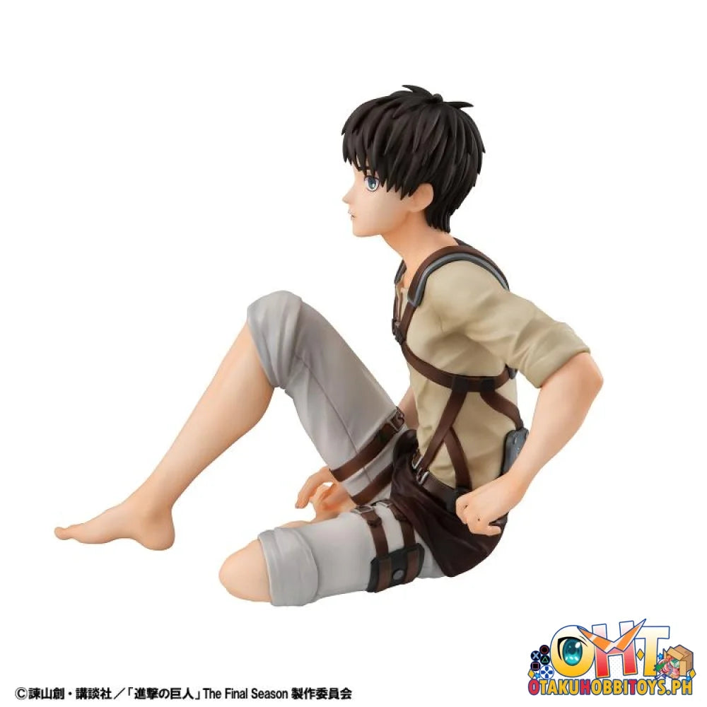 Megahouse G.E.M. Series Attack on Titan Palm Size Eren / Squad Captain Levi Set - Scale Figure