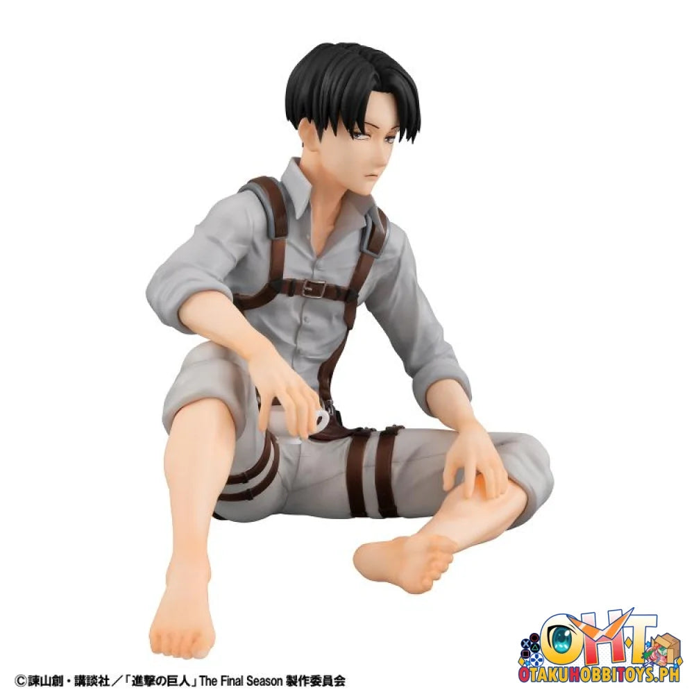 Megahouse G.E.M. Series Attack on Titan Palm Size Eren / Squad Captain Levi Set - Scale Figure