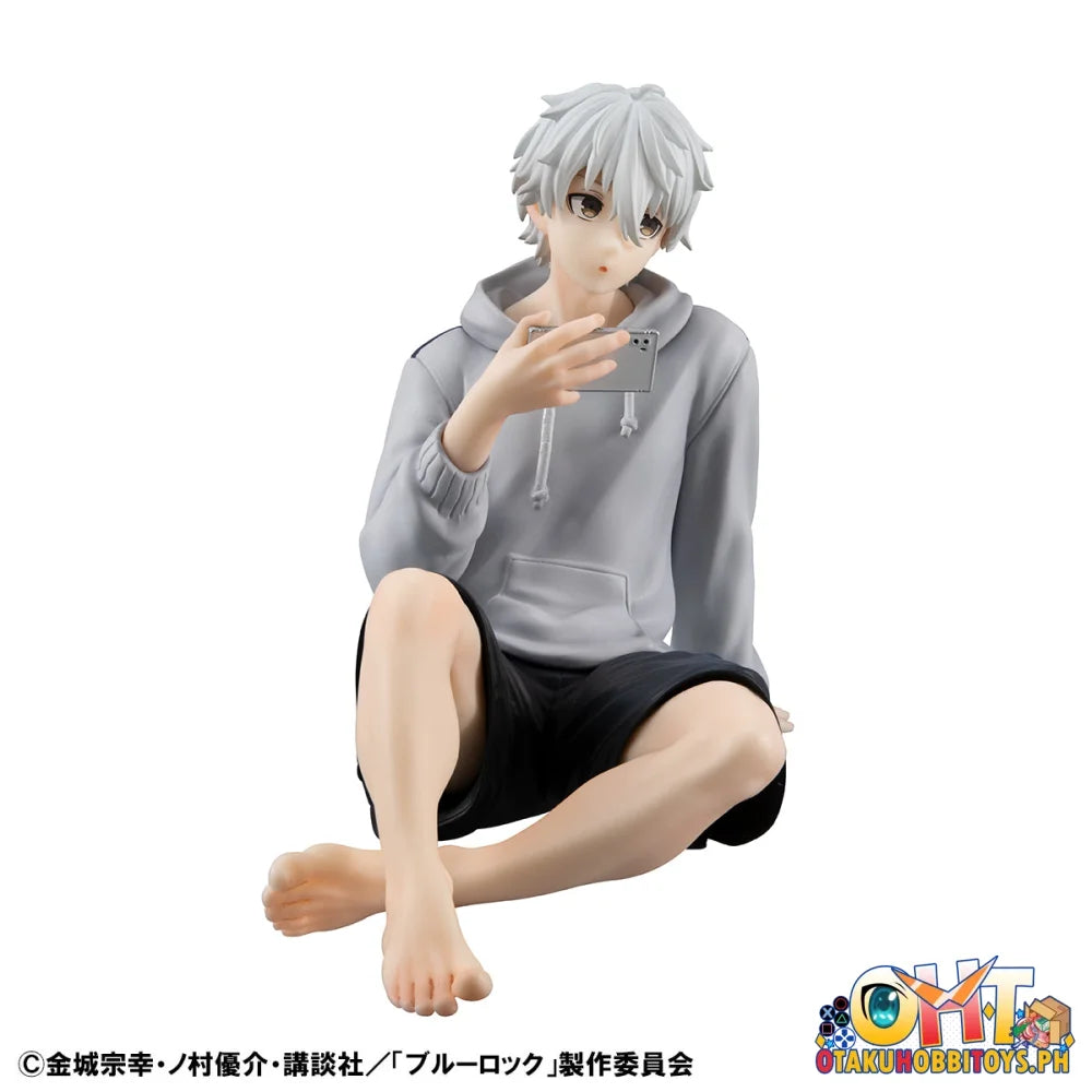 Megahouse G.E.M. series BLUE LOCK Palm size Seishiro Nagi Repaint Ver. Scale Figure