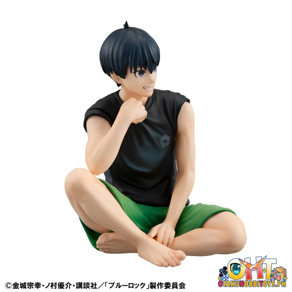 Megahouse G.E.M. series BLUE LOCK Palm Size Yoichi Isagi Scale Figure
