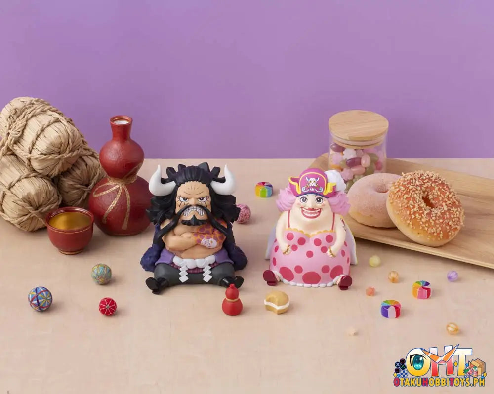 Megahouse Look Up One Piece Kaidou Of The Beasts & Big Mom Set [With Gourd Semla]