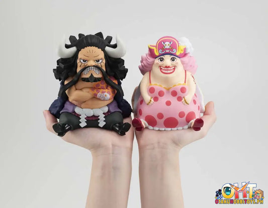 Megahouse Look Up One Piece Kaidou Of The Beasts & Big Mom Set [With Gourd Semla]