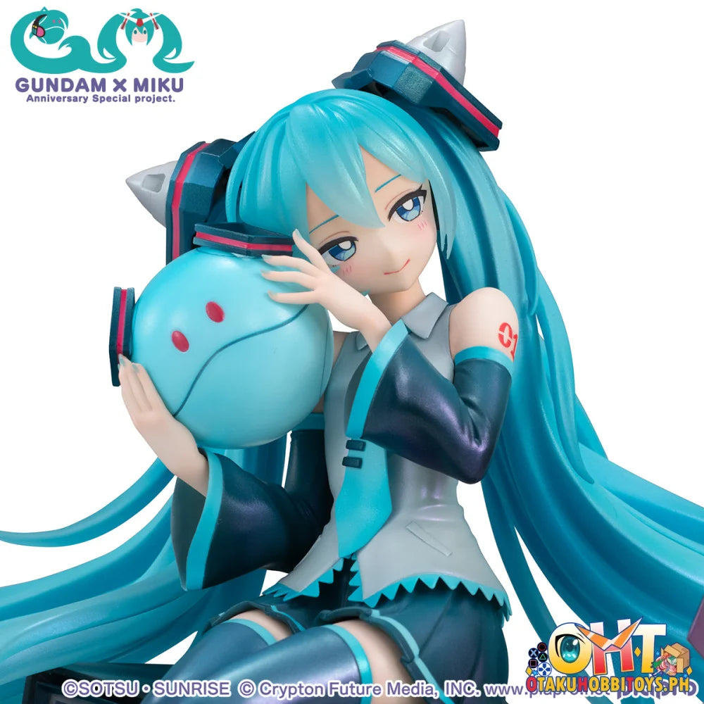 Megahouse Lucrea Mobile Suit Gundam 45th Anniversary X Hatsune Miku Hatsune Miku X OO Gundam Scale Figure
