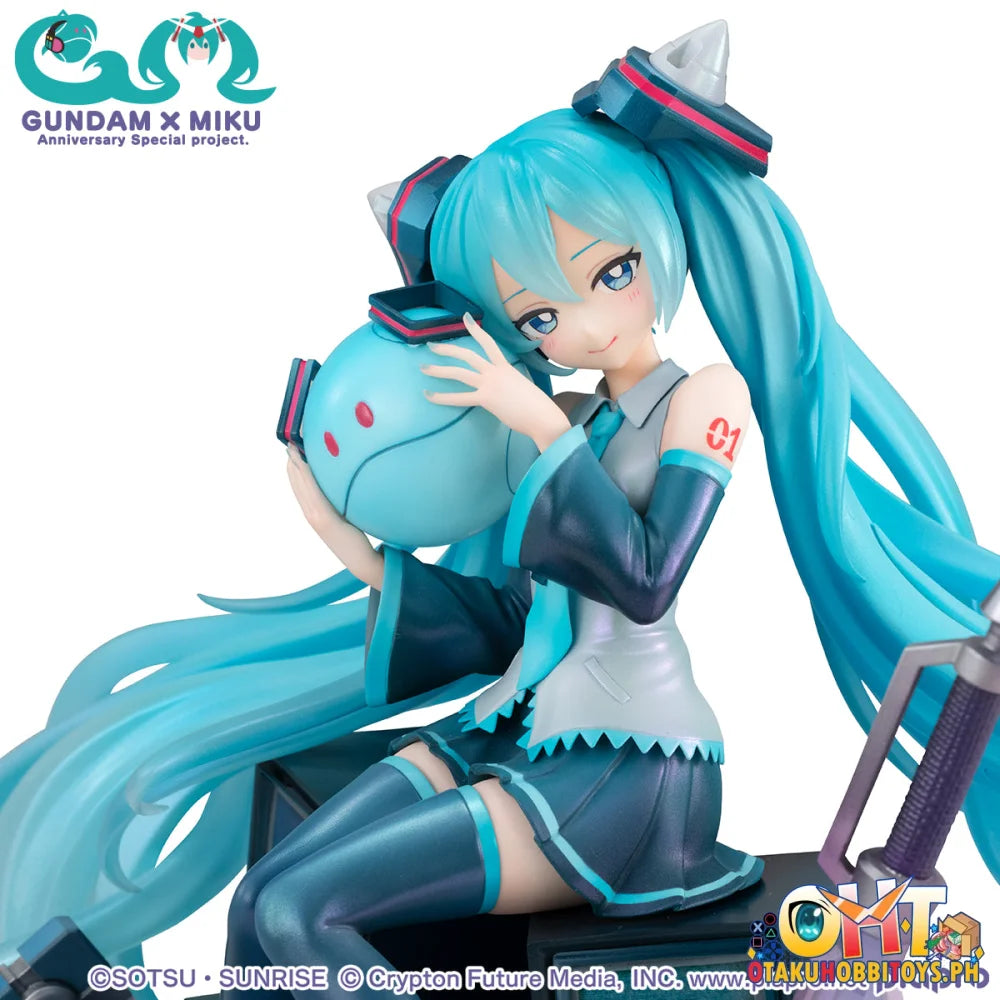 Megahouse Lucrea Mobile Suit Gundam 45th Anniversary X Hatsune Miku Hatsune Miku X OO Gundam Scale Figure