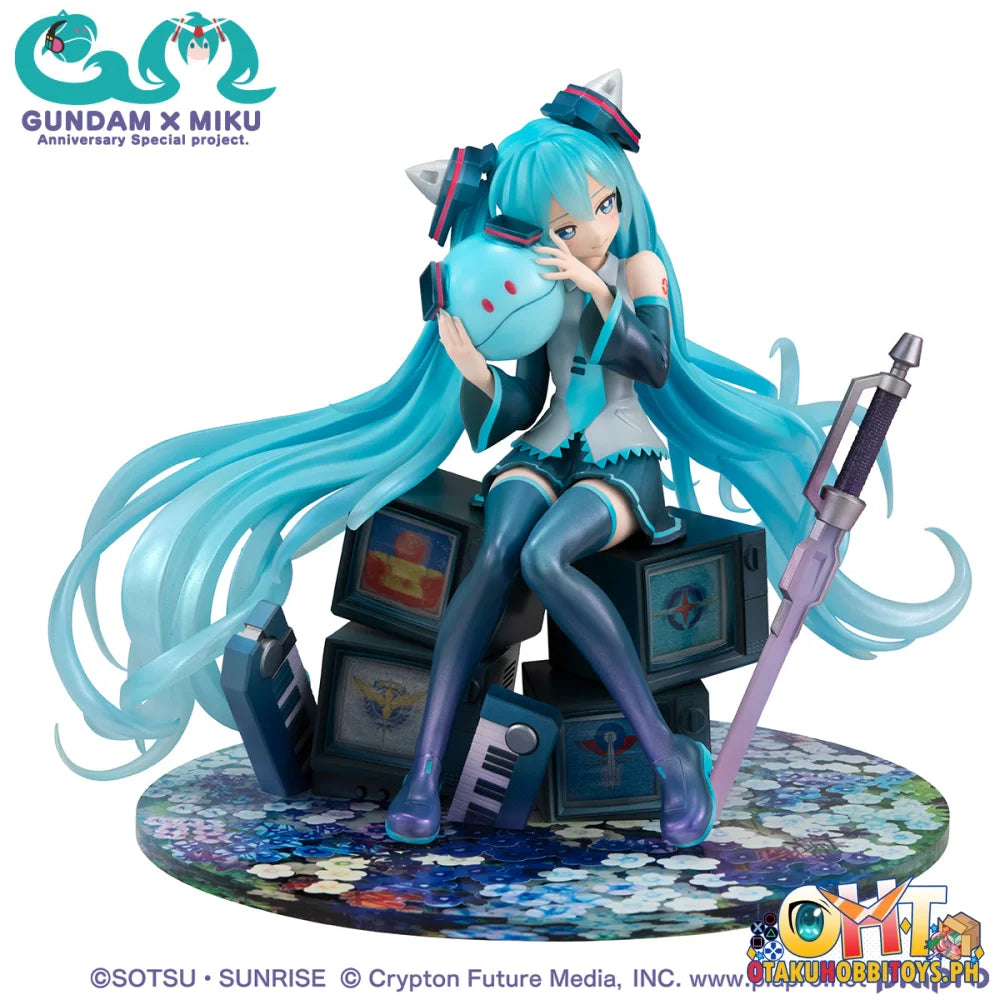 Megahouse Lucrea Mobile Suit Gundam 45th Anniversary X Hatsune Miku Hatsune Miku X OO Gundam Scale Figure