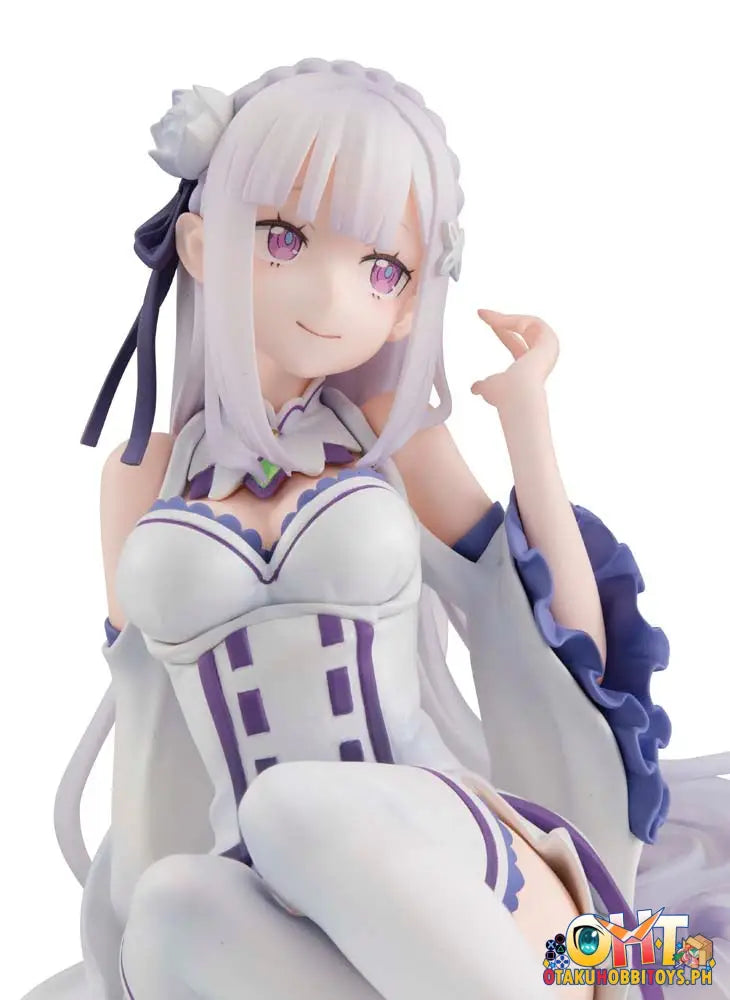 Megahouse Melty Princess: Re:zero − Starting Life In Another World - Palm - Size Emilia Princess