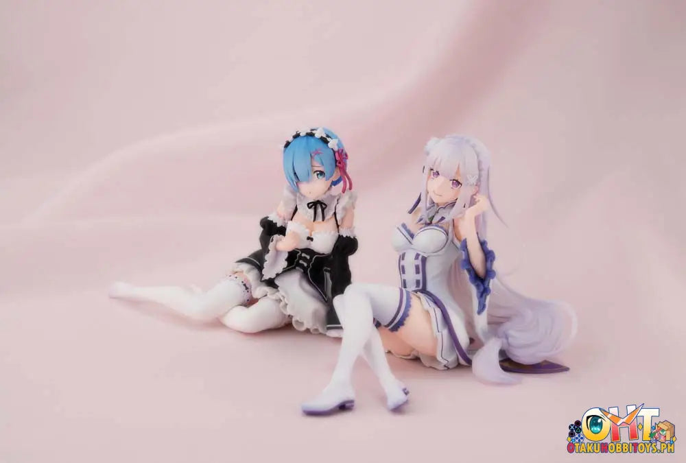 Megahouse Melty Princess: Re:zero − Starting Life In Another World - Palm - Size Emilia Princess