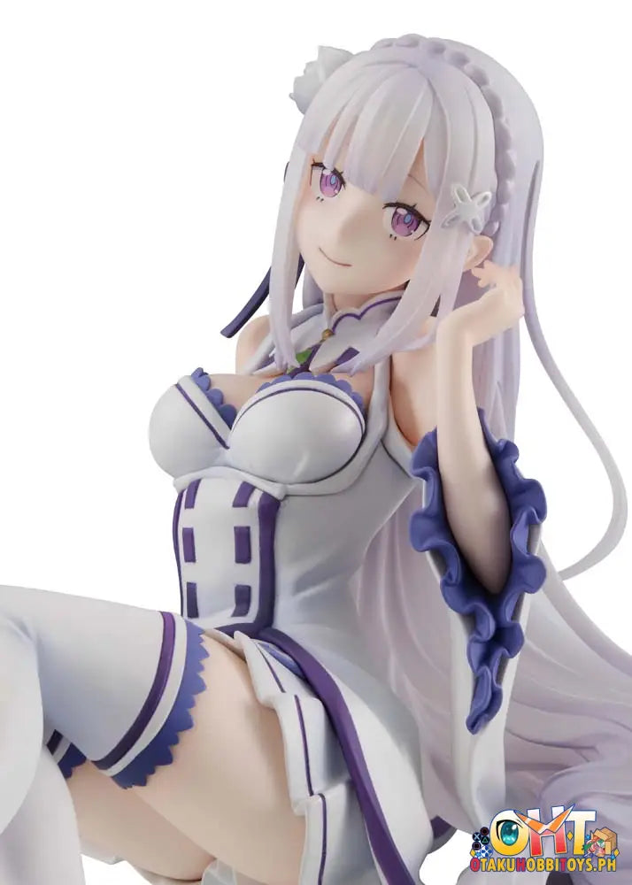 Megahouse Melty Princess: Re:zero − Starting Life In Another World - Palm - Size Emilia Princess