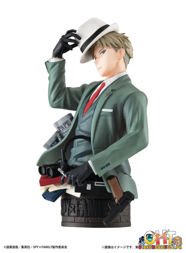 Megahouse Petitrama Ex Spy×Family In The Big Box Set [With Bond Forger]