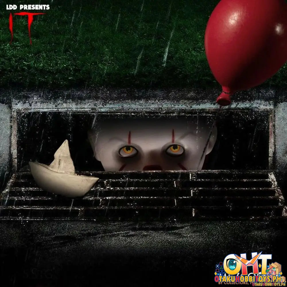 Mezco Ldd Presents It: Pennywise