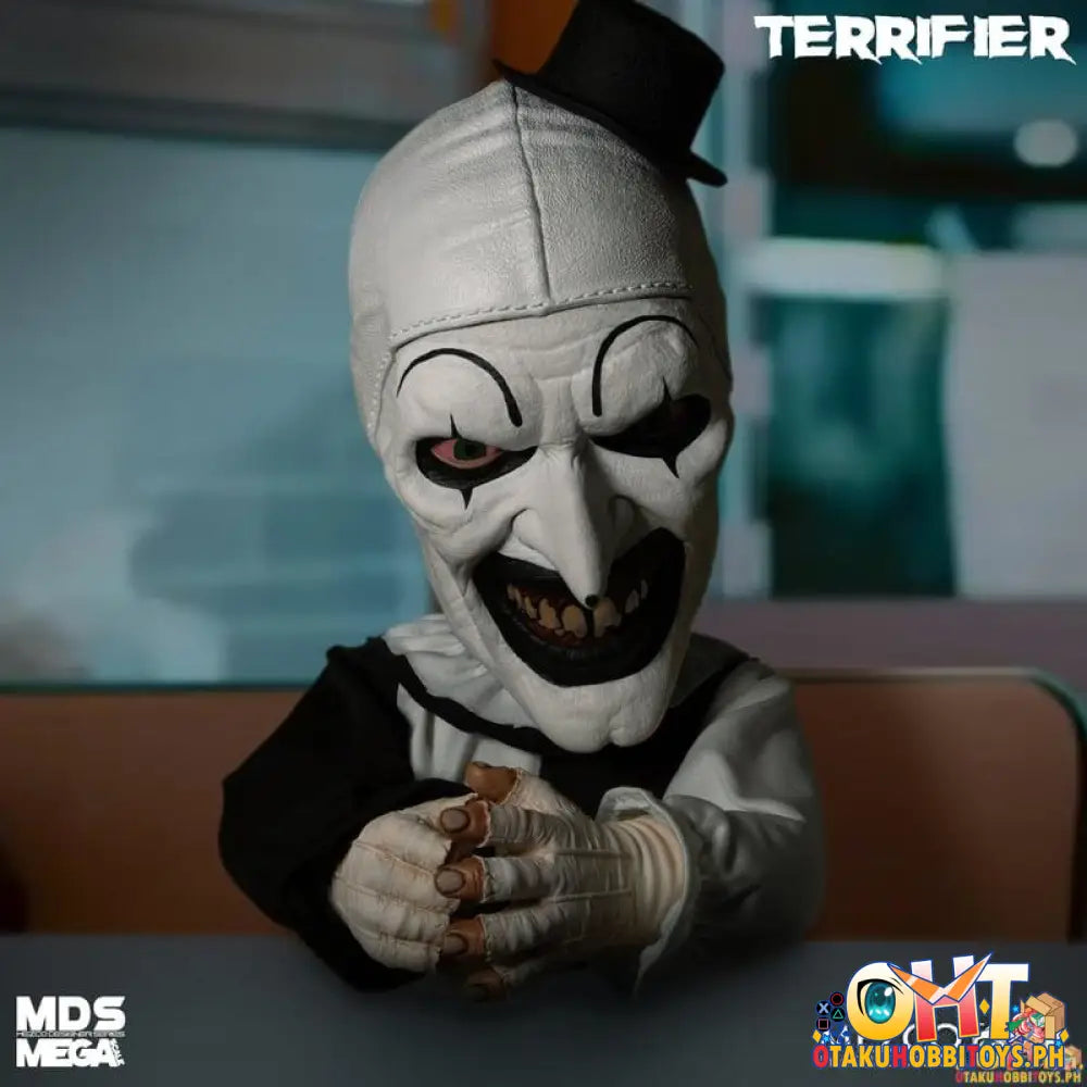 Mezco Mds Mega Scale Terrifier: Art The Clown With Sound