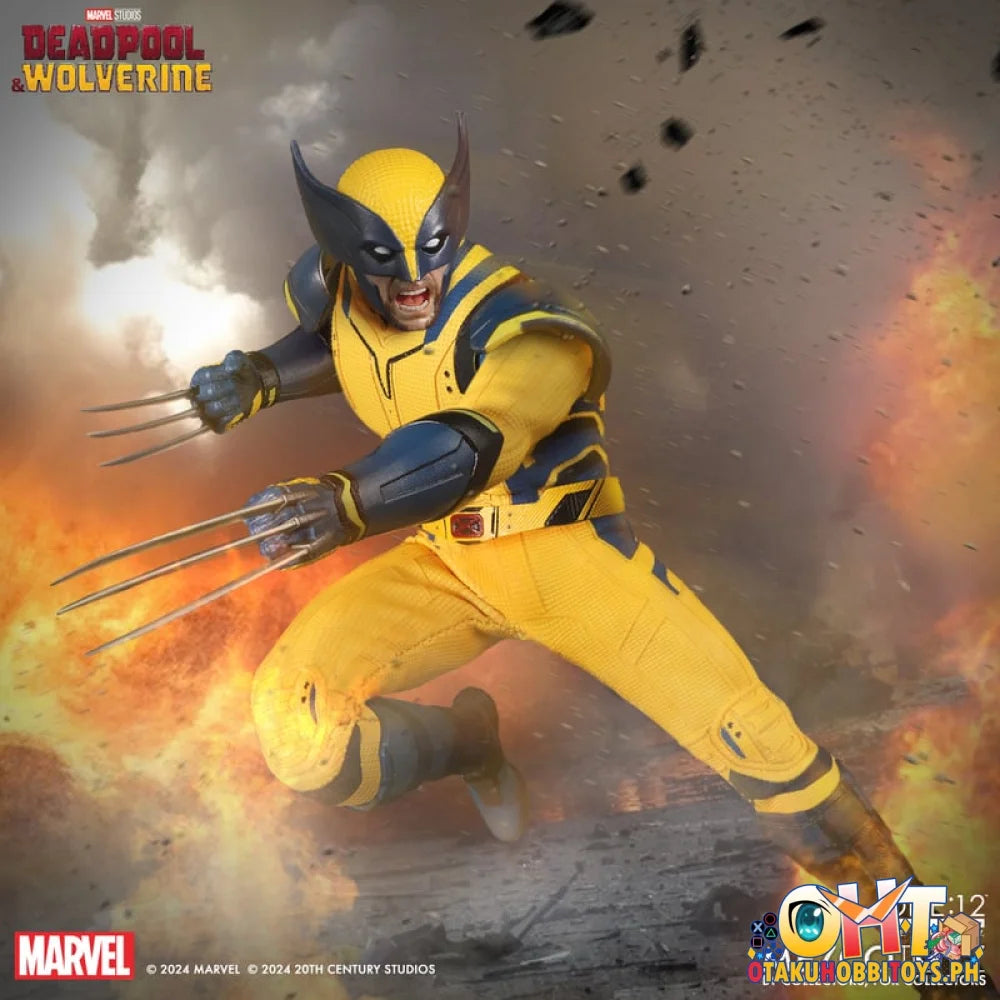 Mezco One:12 Collective Deadpool & Wolverine: Wolverine Deluxe Editon Articulated Figure