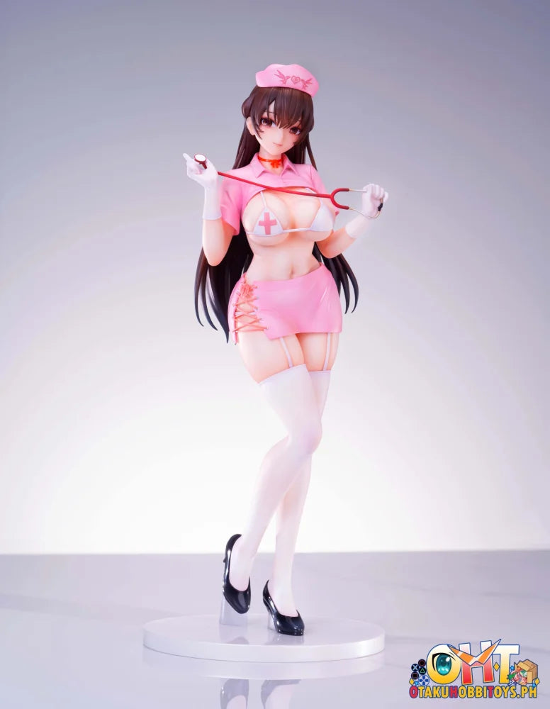 Momoroser 1/6 Konata Nurse Ver. Scale Figure