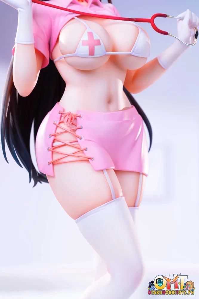 Momoroser 1/6 Konata Nurse Ver. Scale Figure