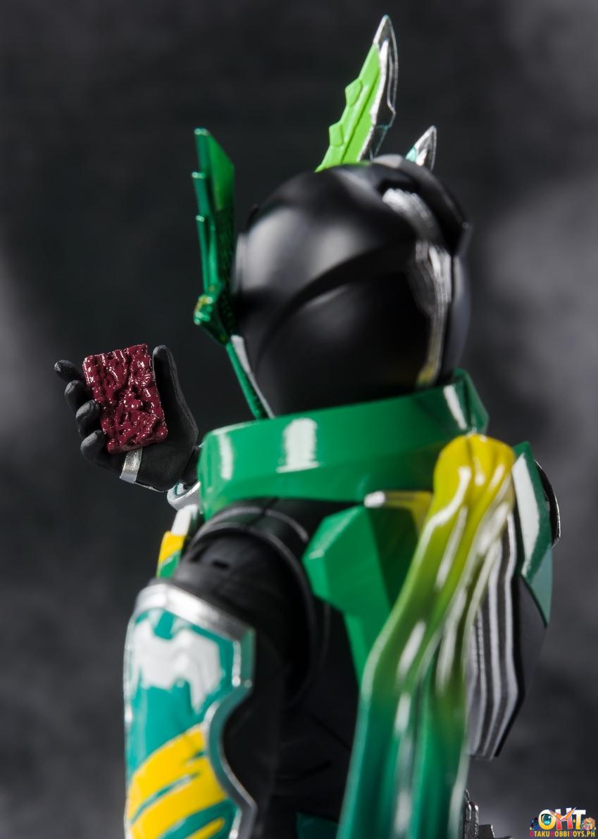 S.H.Figuarts Kamen Rider Kenzan Sarutobi Ninjaden - Kamen Rider Saber