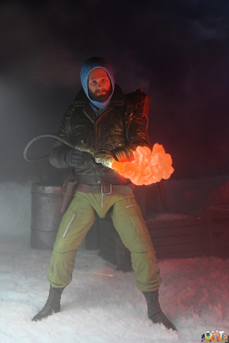 NECA The Thing - 7" Scale Action Figure - Ultimate Macready v2 (Station Survival)