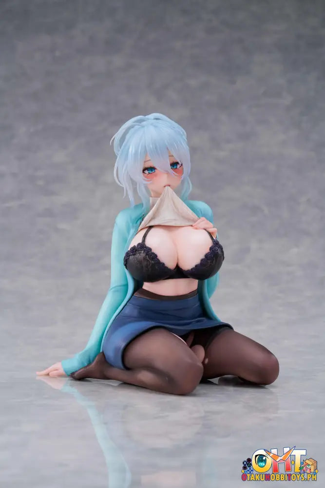 Pure 1/6 Snow Woman Yukino Mifuyu Sitting Scale Figure