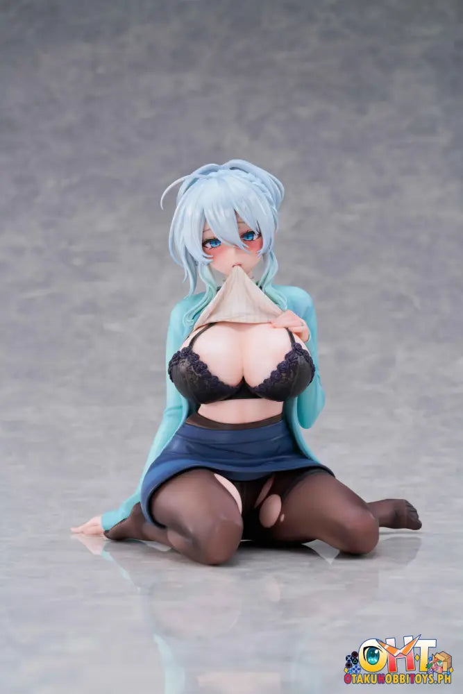 Pure 1/6 Snow Woman Yukino Mifuyu Sitting Scale Figure