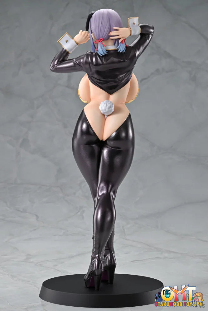 Q-Six 1/5 Ami-Chan Reverse Bunny Scale Figure